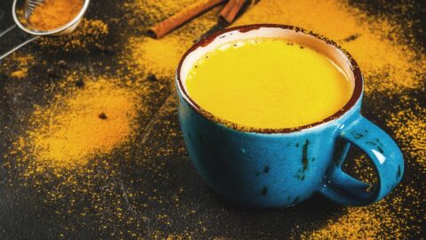 Goldene Milch