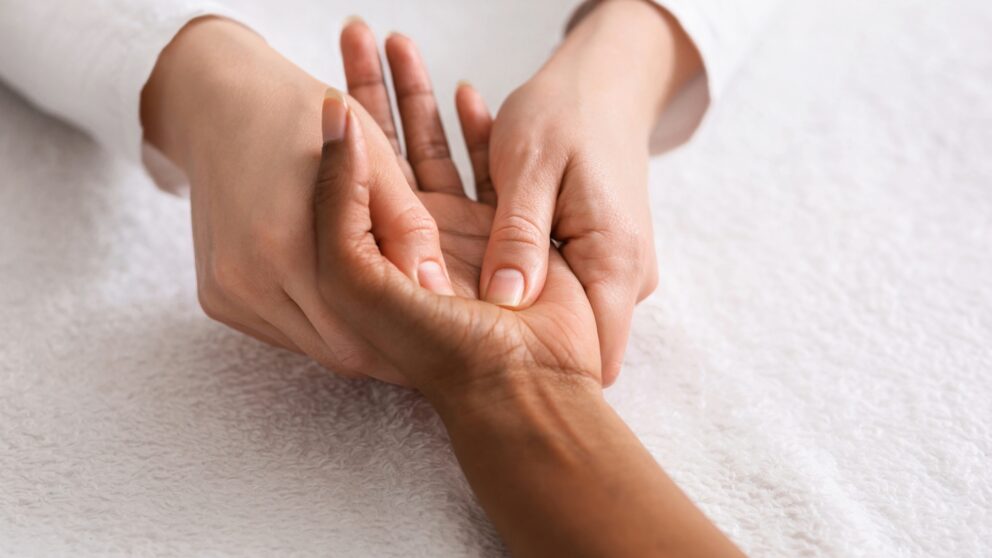 Handreflexzonenmassage in der TCM