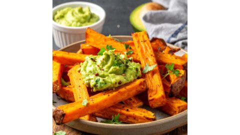 Avocado-Pommes mit Dip
