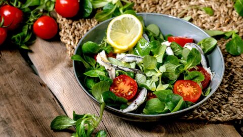 Fruchtiger Feldsalat mit Zitrusfrüchten