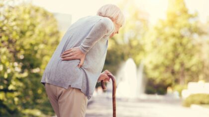 Frage einer Leserin: Schmerzfreiheit bei Arthrose und Bakerzyste